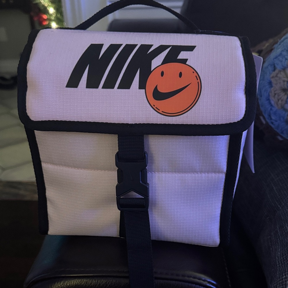 Nike Black and Pink Lunch Bag